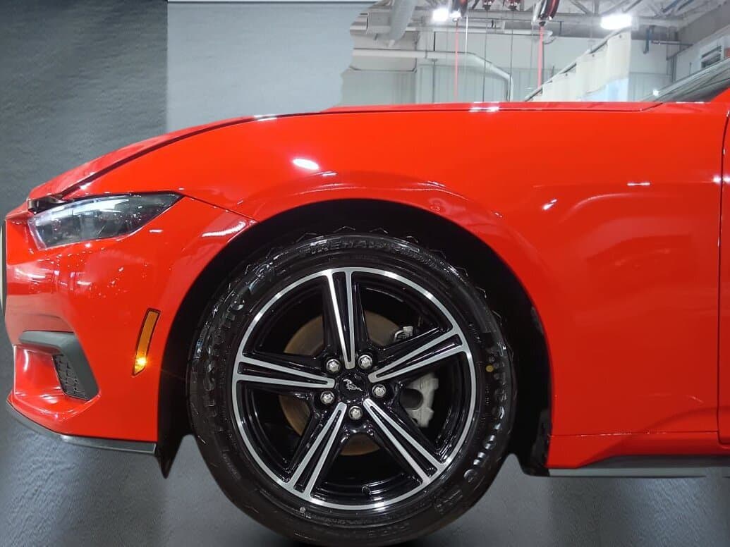 Ford Mustang ECOBOOST CONVERTIBLE CUIR *BIZONE *TURBO *CAM&Eacute;RA *APPLE CAR PLAY/ANDROID AUTO 2025 — photo 7