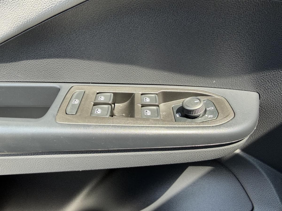 Volkswagen Taos 2024 — photo 15