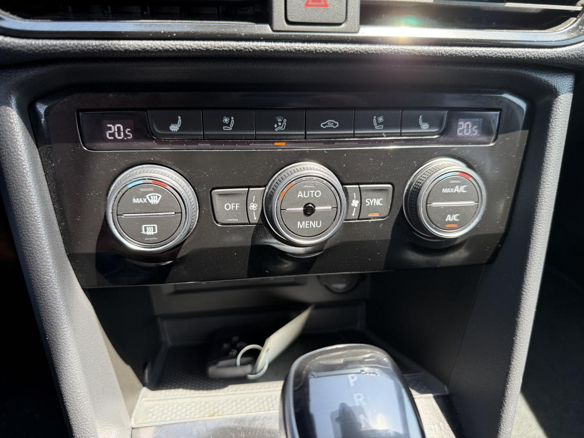 Volkswagen Taos 2024 — photo 20