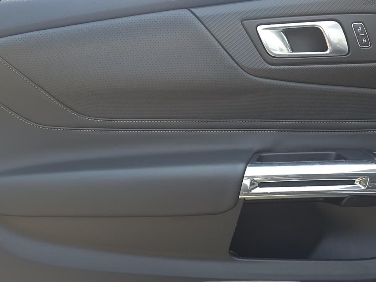 Ford Mustang ECOBOOST * 315HP * D&Eacute;CAPO * CUIR * GPS * VOLANT CHAUFF * 2025 — photo 19