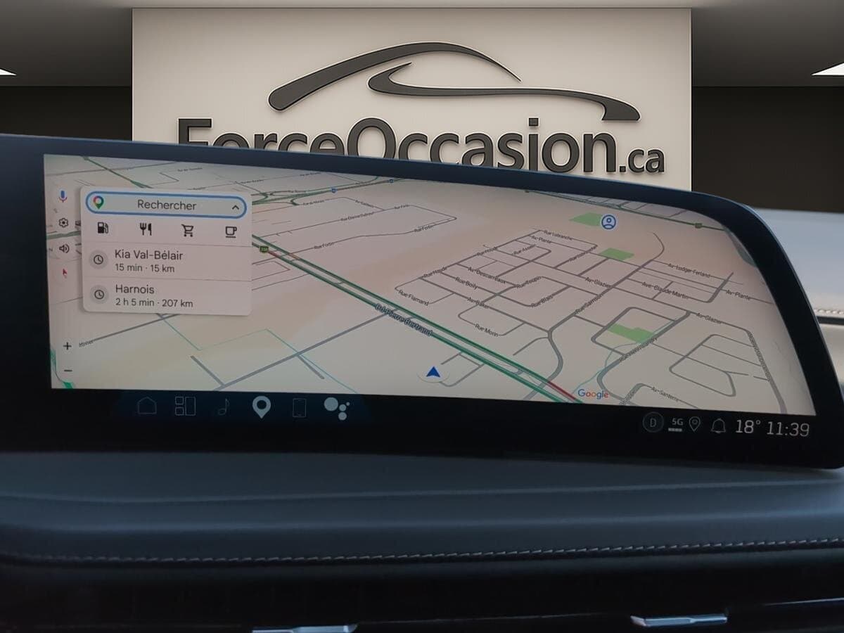 Cadillac XT4 PREMIUM LUXURY * AWD * CUIR * TOIT * BI-ZONE * VOLANT CHAUFF * 2025 — photo 18