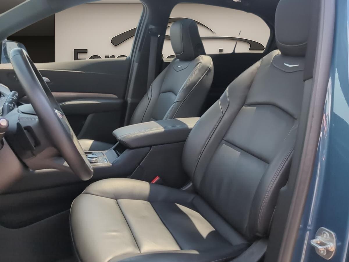 Cadillac XT4 PREMIUM LUXURY * AWD * CUIR * TOIT * BI-ZONE * VOLANT CHAUFF * 2025 — photo 6
