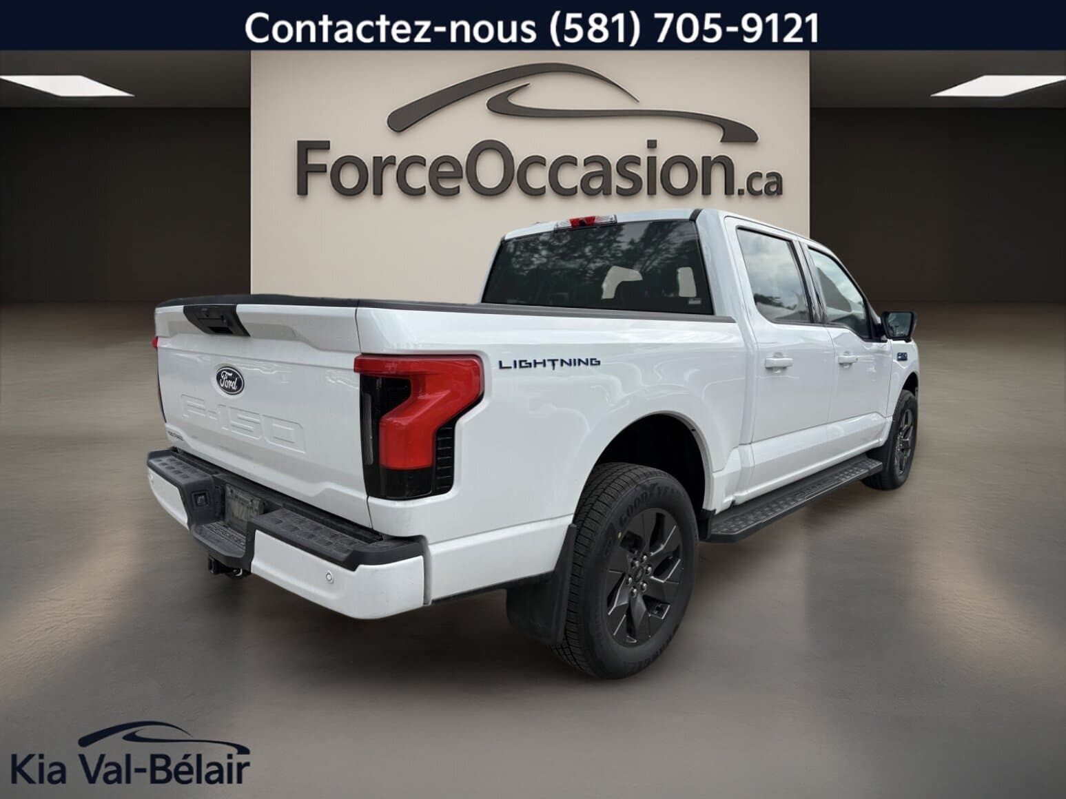 Ford F-150 Lightning FLASH * AWD * 536HP * CUIR * CAM&Eacute;RA 360&deg; * BANG &amp; OLUFSEN * 2025 — photo 12