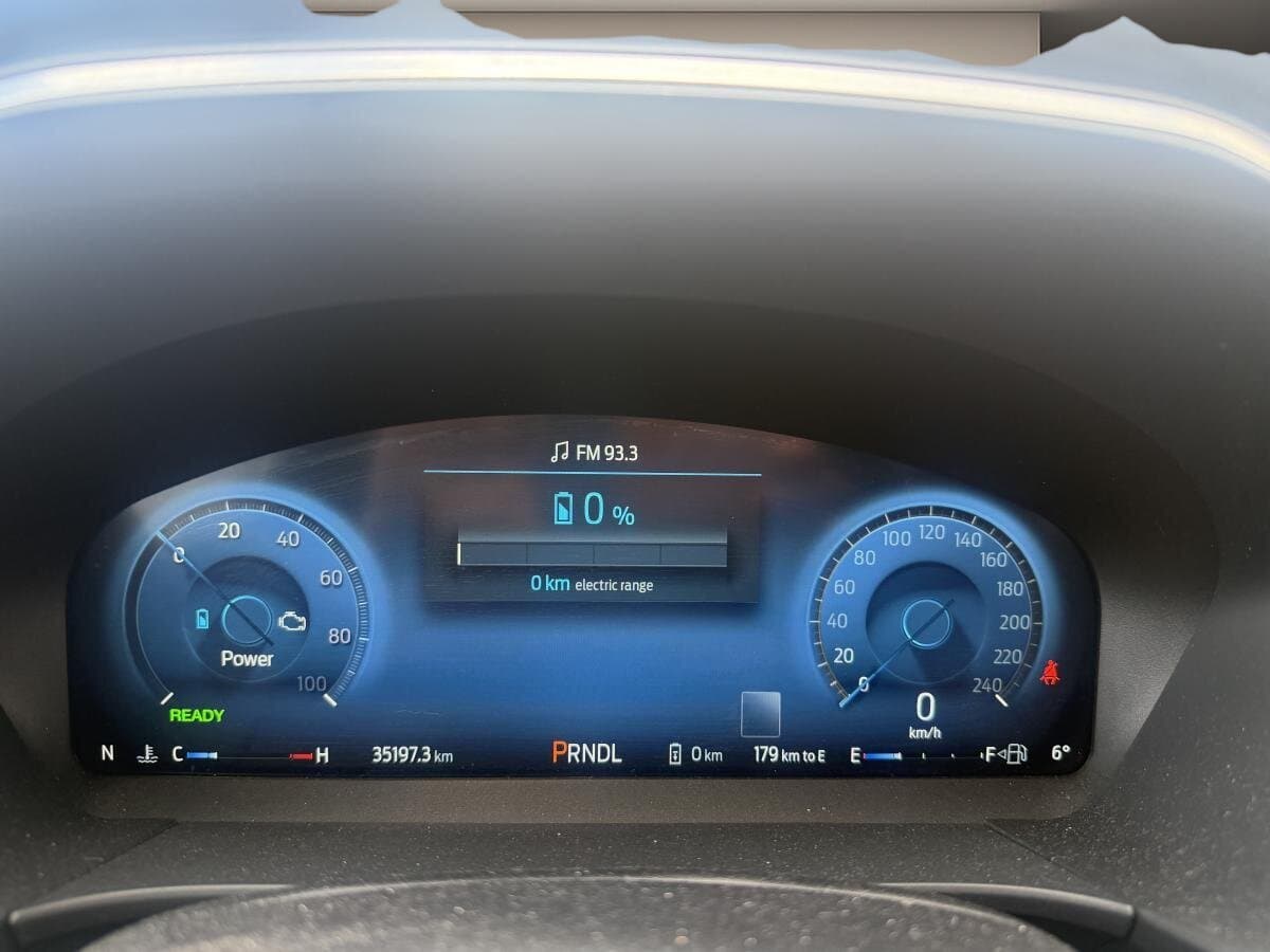 Ford Escape PHEV 2025 — photo 12