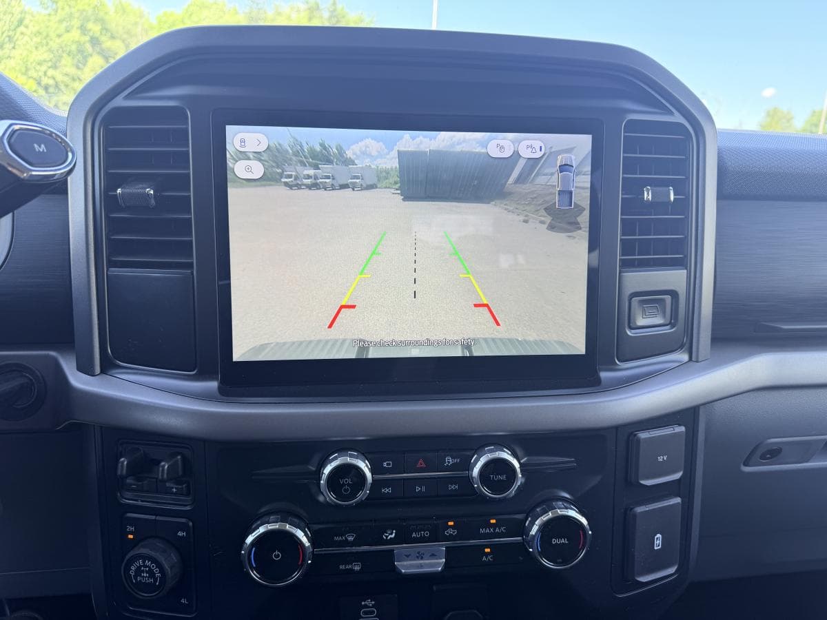 Ford F-150 XLT cabine SuperCrew 4x4 Bo&icirc;te de 5,5 pi - MARCHE-PIEDS - 6 PLACES - 3,5L ECOBOOST 2025 — photo 14