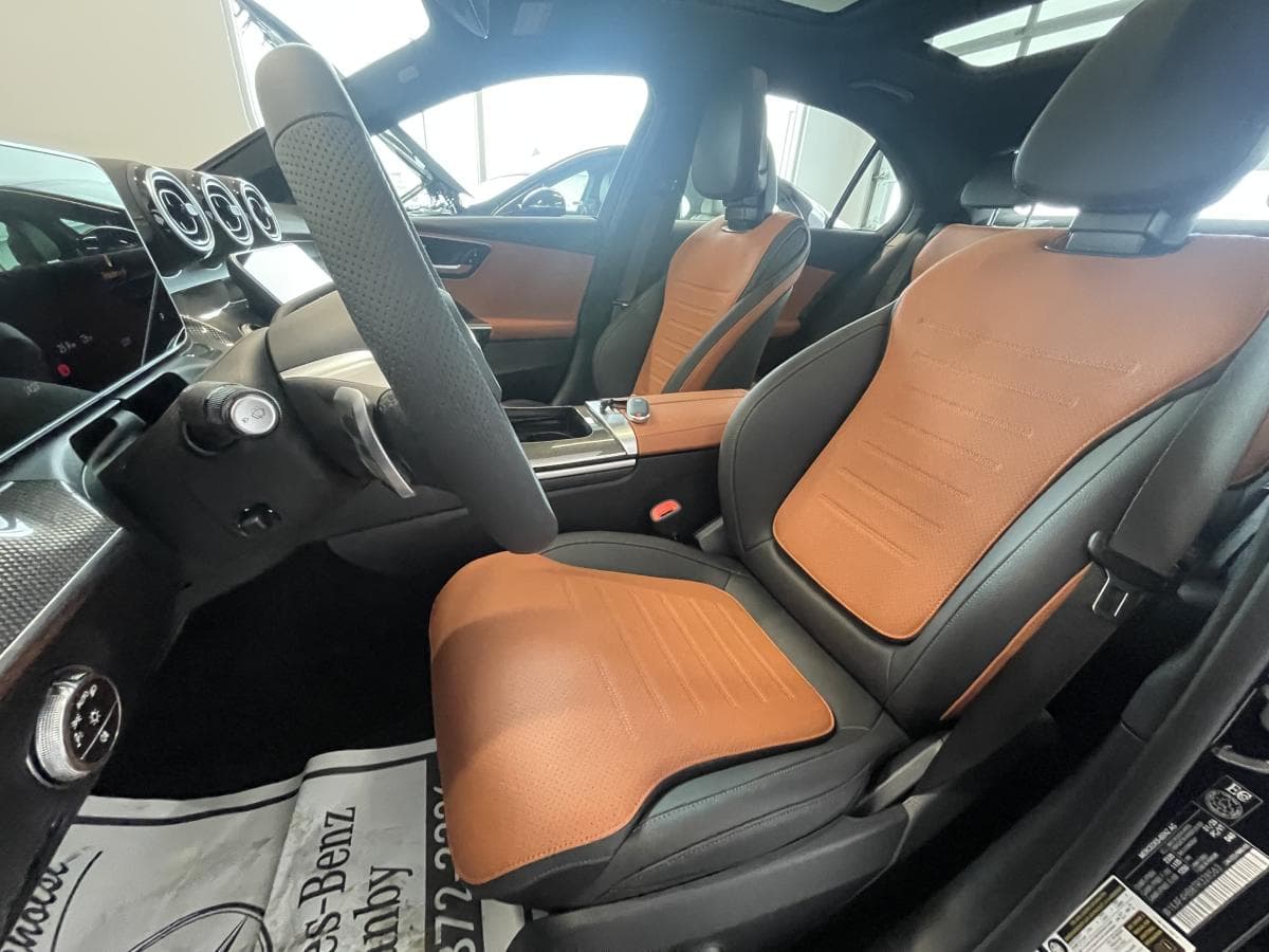 Mercedes-Benz C 300 2026 — photo 13
