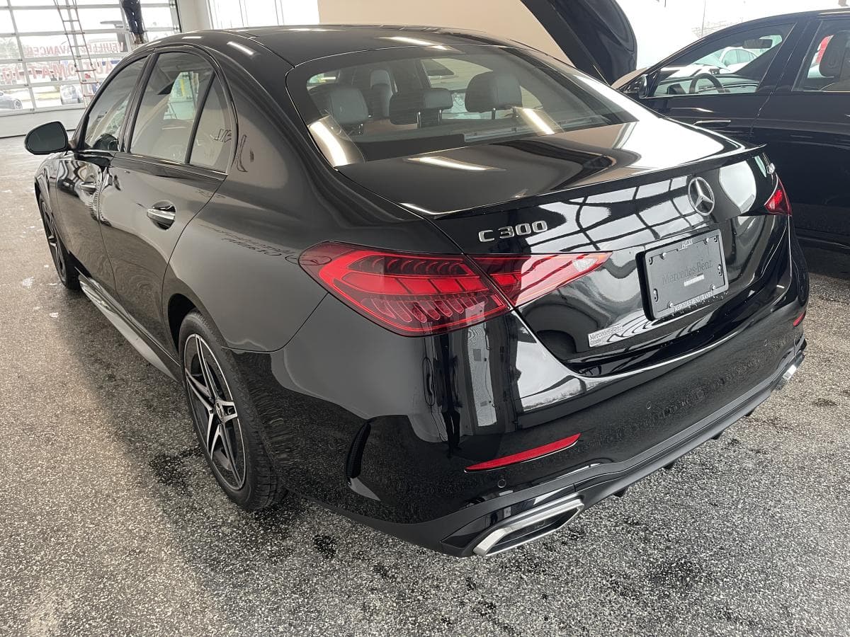 Mercedes-Benz C 300 2026 — photo 5