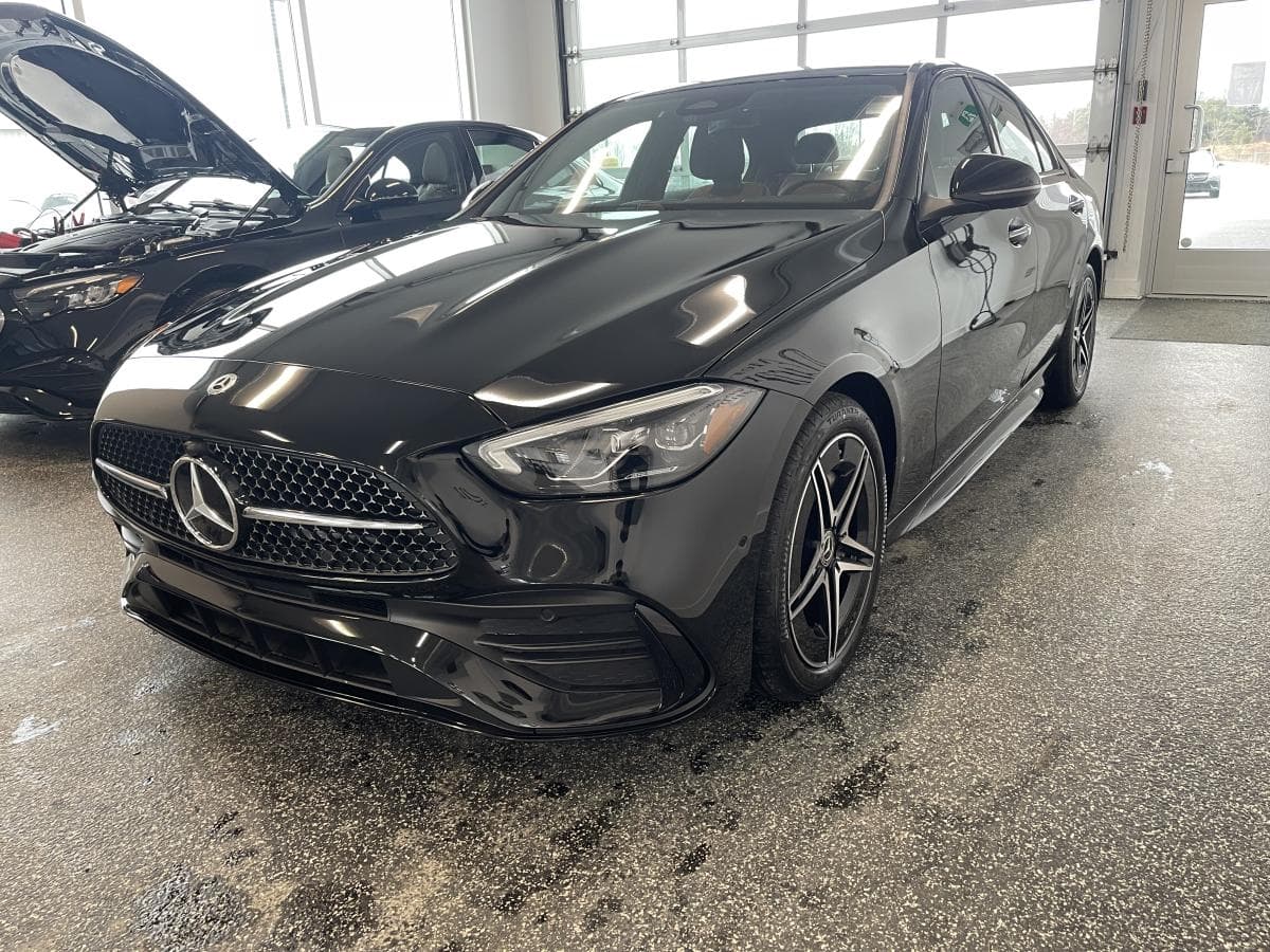 Mercedes-Benz C 300 2026 — photo 10