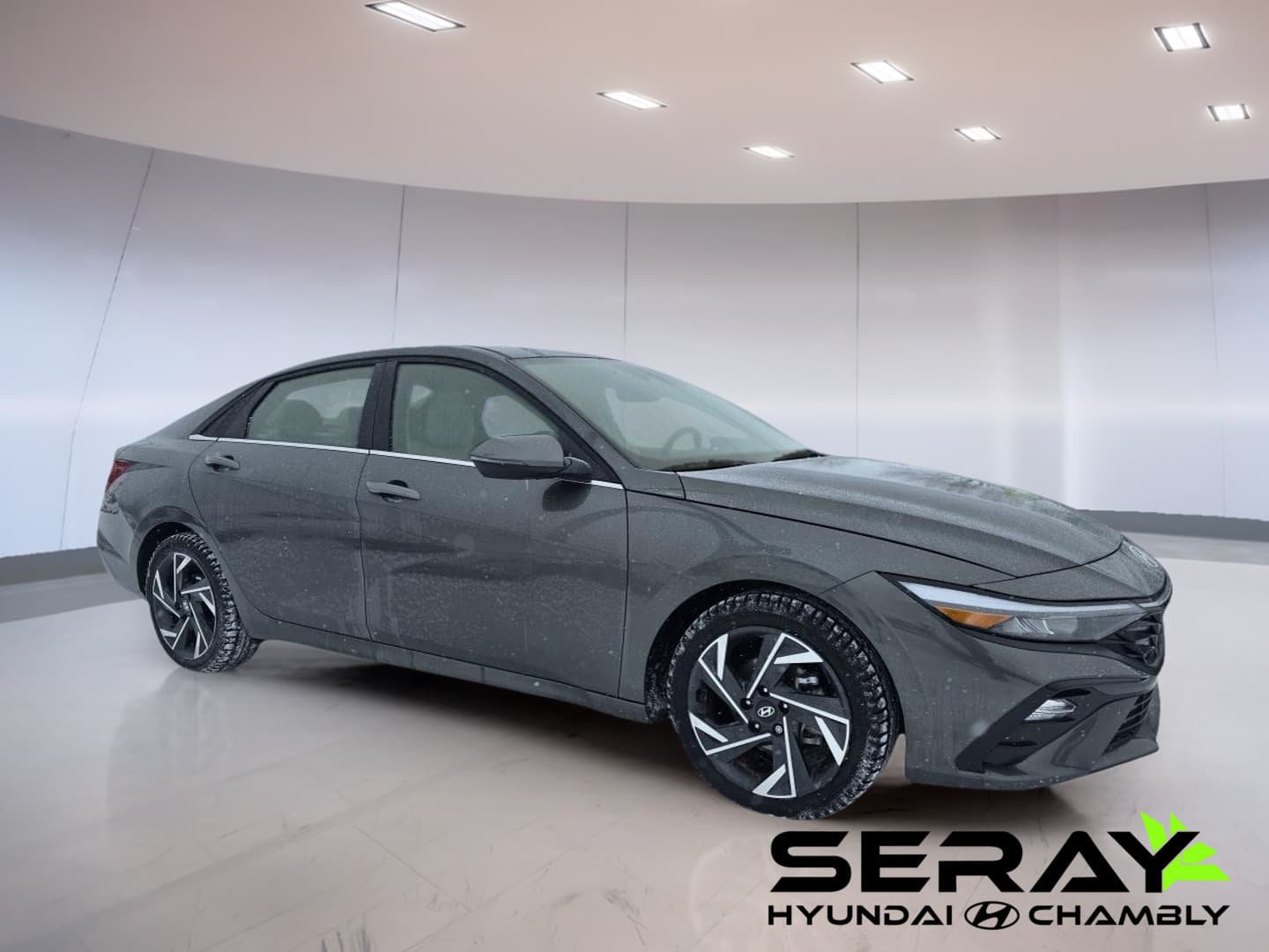 Hyundai Elantra Luxury IVT w/Two-Tone Interior 2025 — photo 7