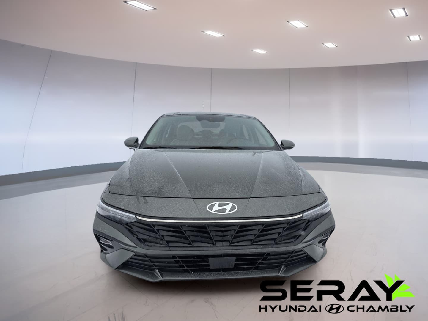 Hyundai Elantra Luxury IVT w/Two-Tone Interior 2025 — photo 8