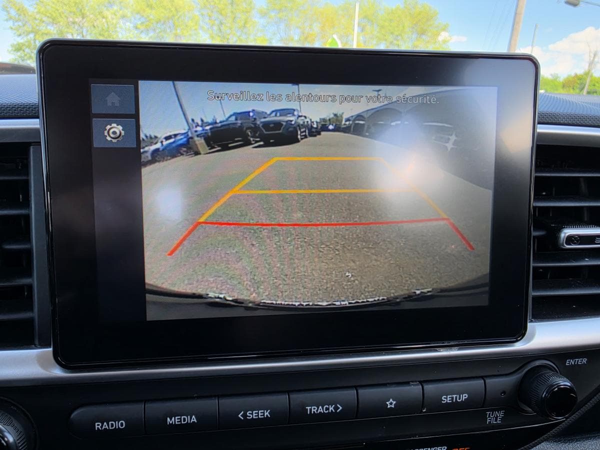 Hyundai Venue ESSENTIAL TWO TONES SIEGES CHAUFFANTS BLUETOOTH CAMERA 2025 — photo 16