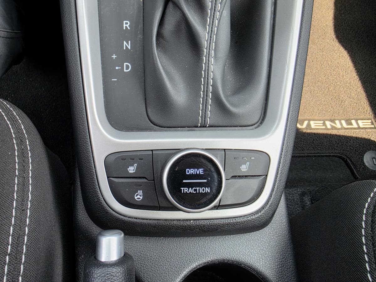Hyundai Venue Preferred IVT 2025 — photo 17
