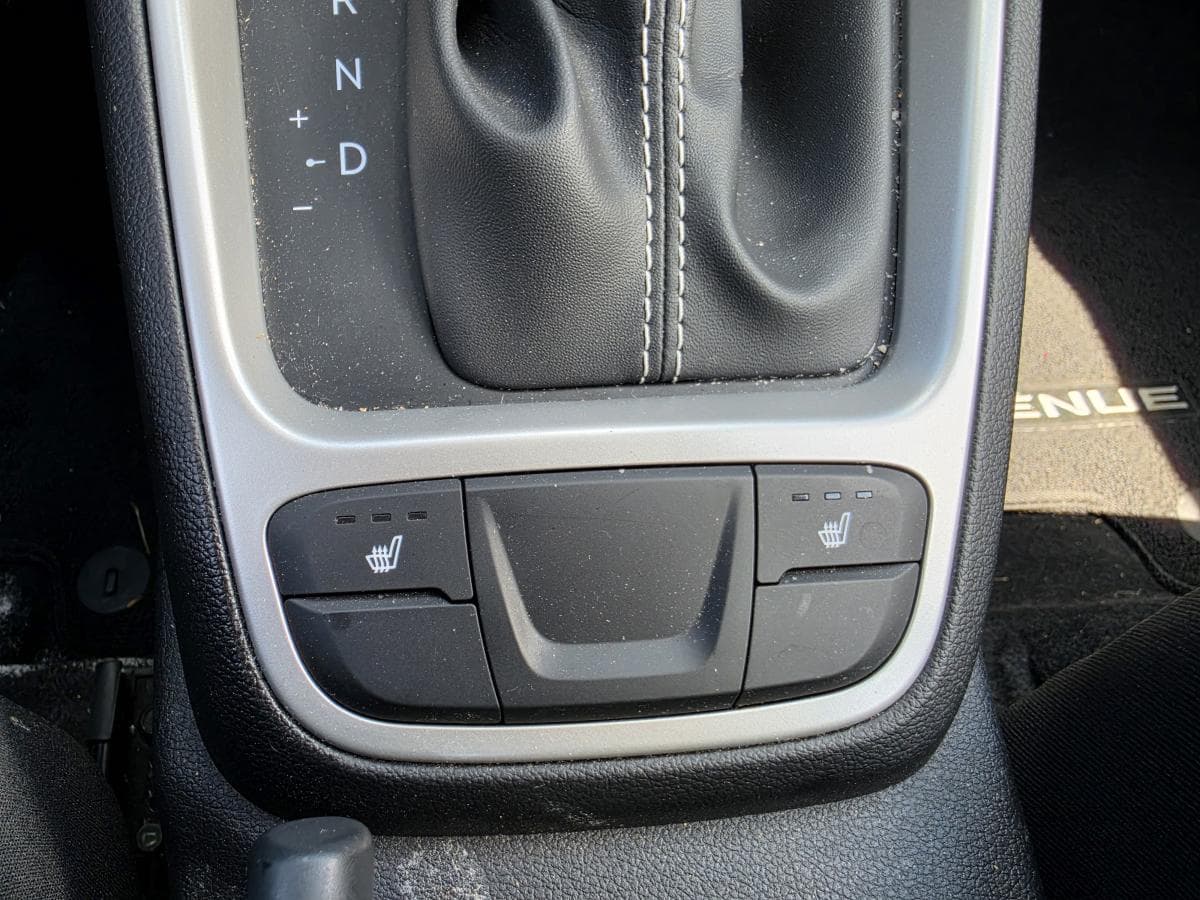 Hyundai Venue Essential IVT 2024 — photo 19