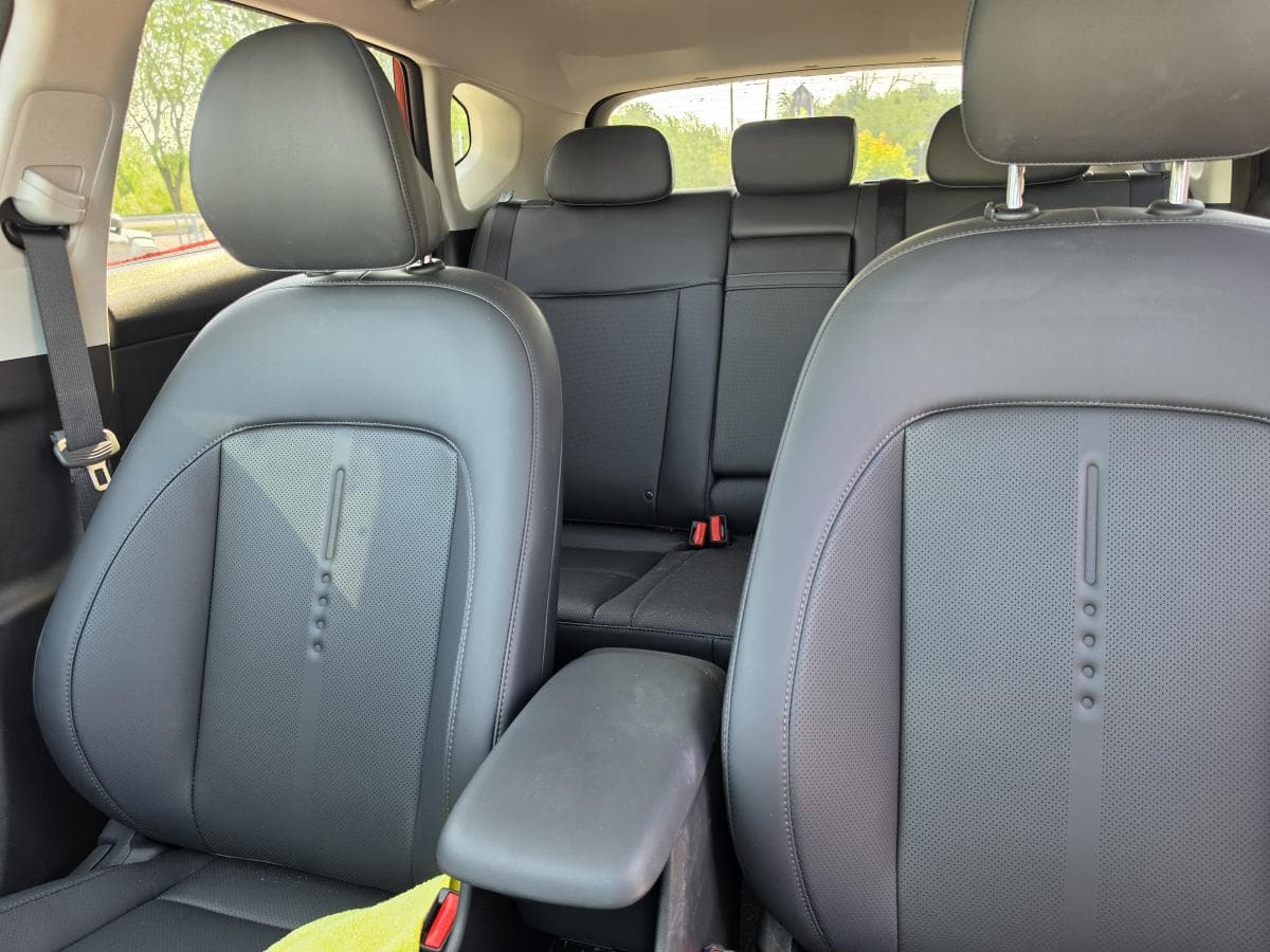 Hyundai Kona 2.0L Preferred AWD w/Trend Package 2026 — photo 12