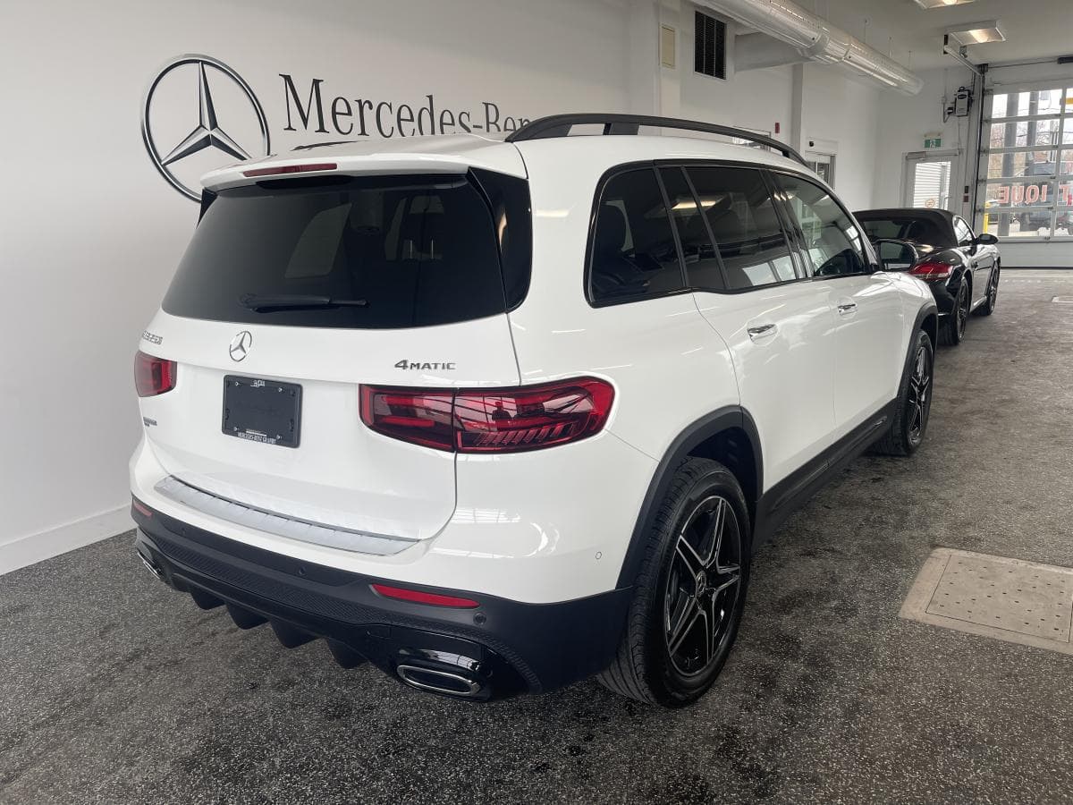 Mercedes-Benz GLB 250 2026 — photo 3