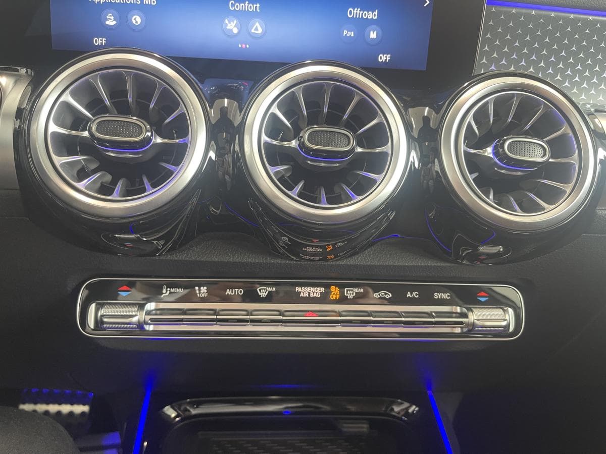 Mercedes-Benz GLB 250 2026 — photo 21