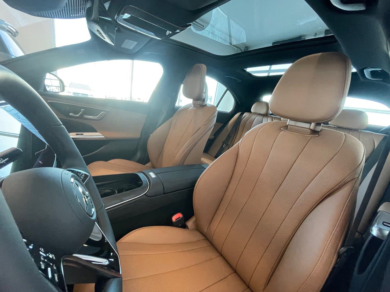 Mercedes-Benz E 350 2026 — photo 12