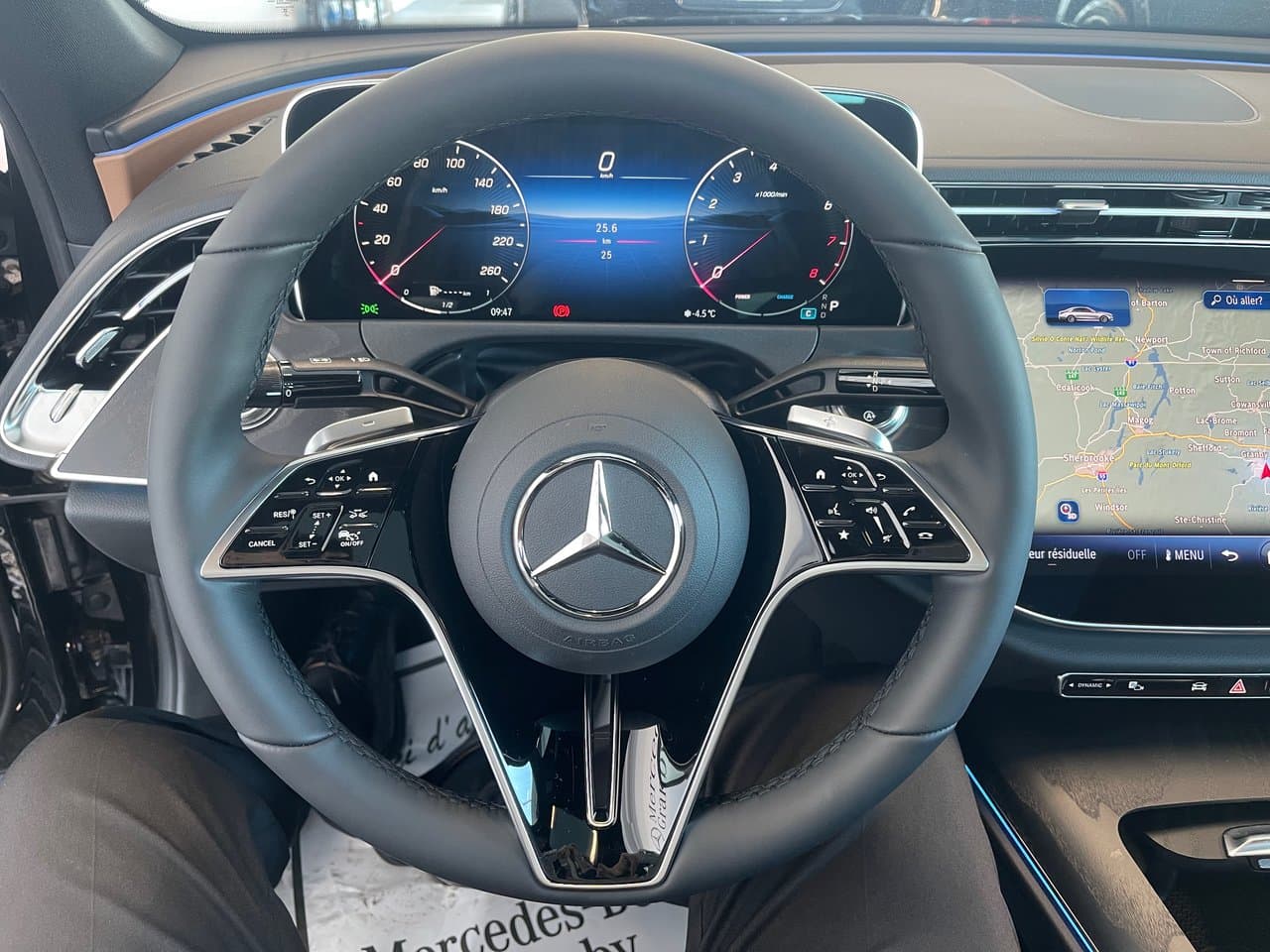 Mercedes-Benz E 350 2026 — photo 15