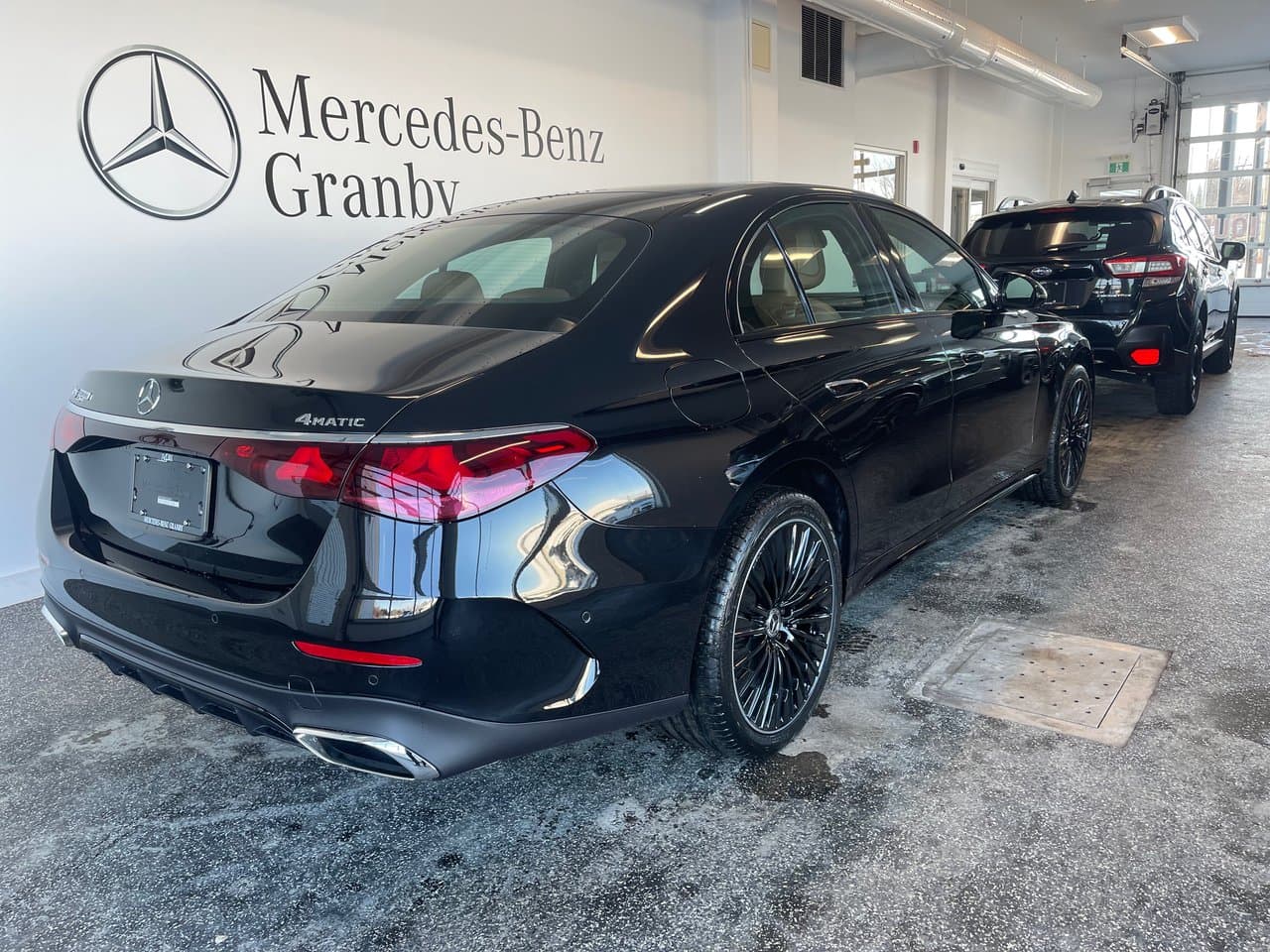Mercedes-Benz E 350 2026 — photo 4