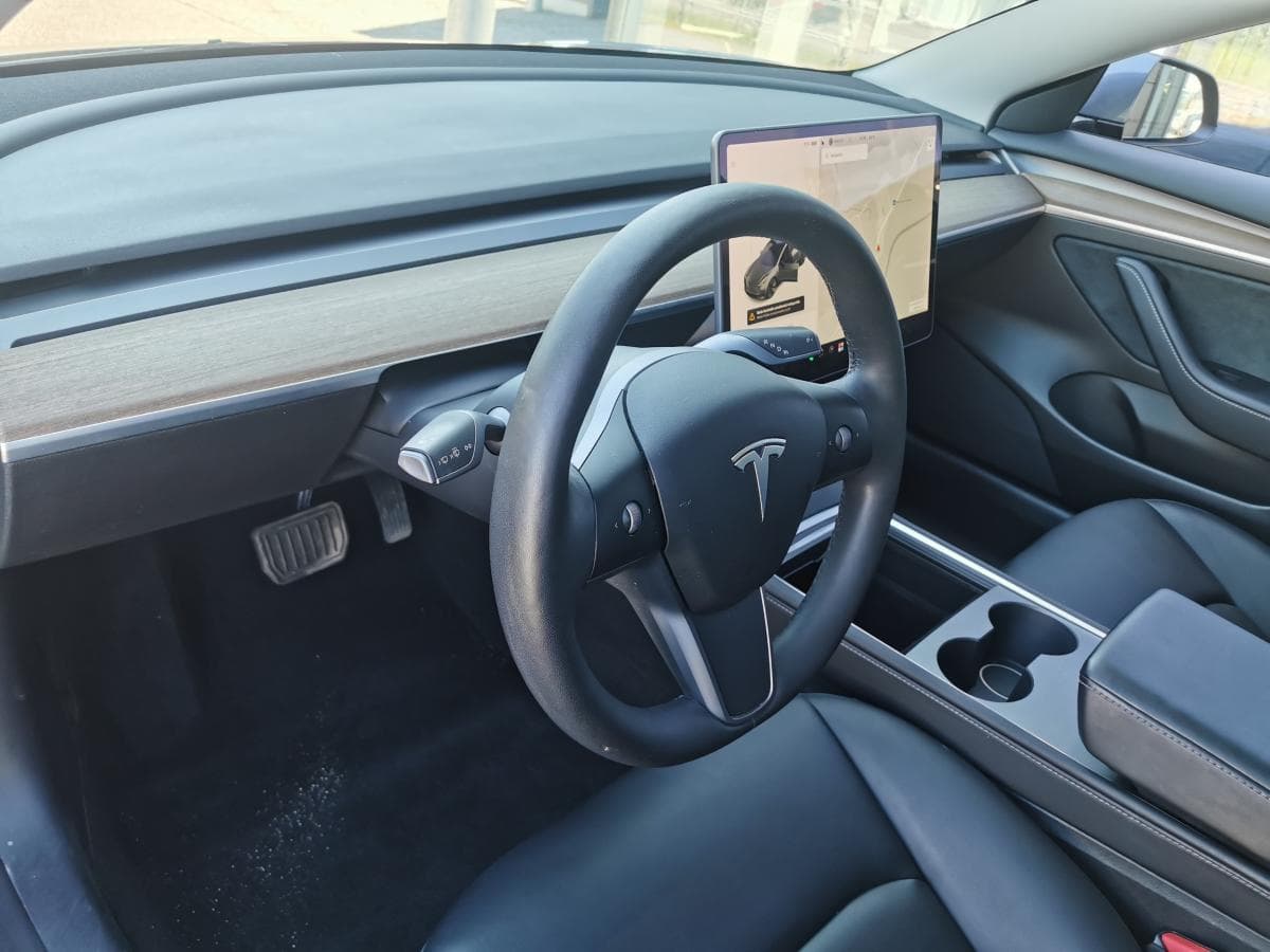 Tesla Model 3 2022 — photo 9