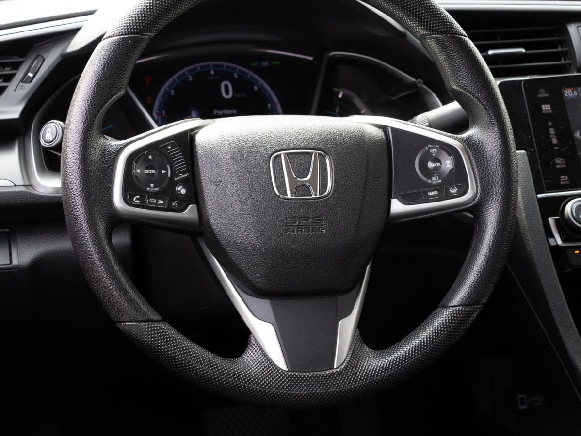 Honda Civic 2018 — photo 15