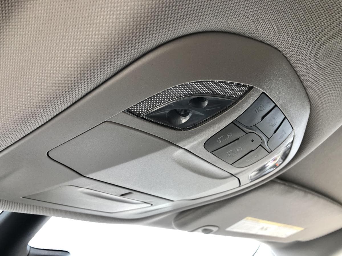 Chrysler Grand Caravan 2024 — photo 11