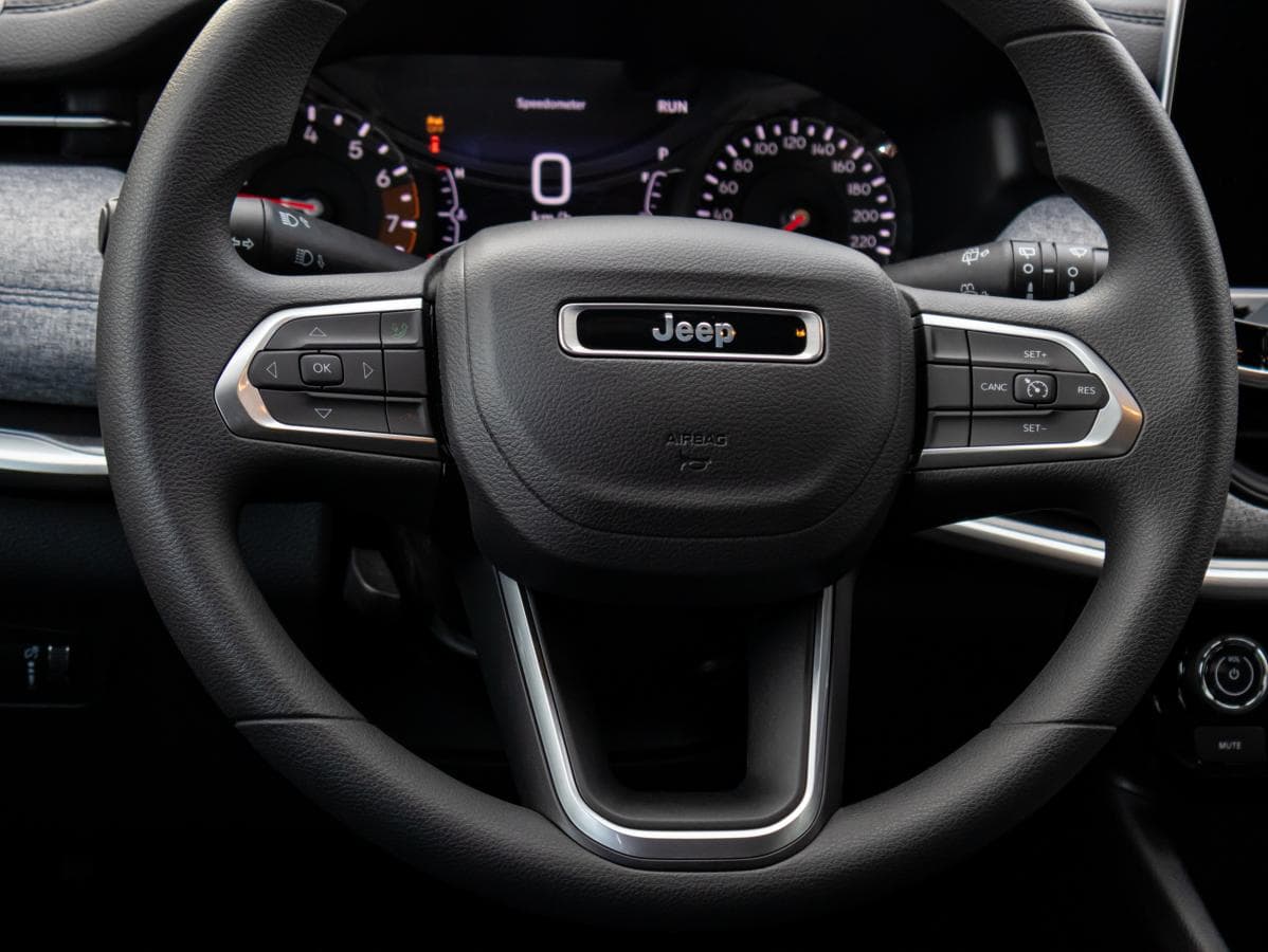Jeep Compass 2026 — photo 11