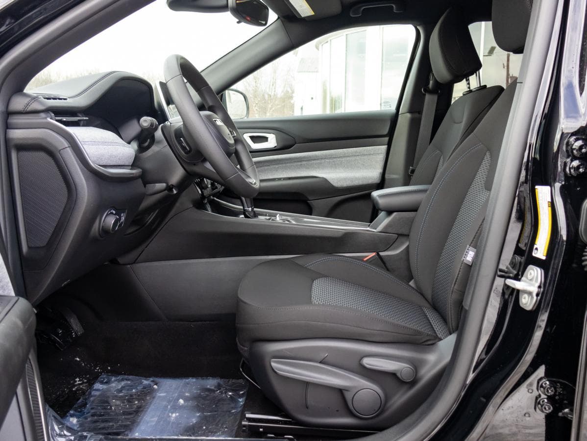 Jeep Compass 2026 — photo 7
