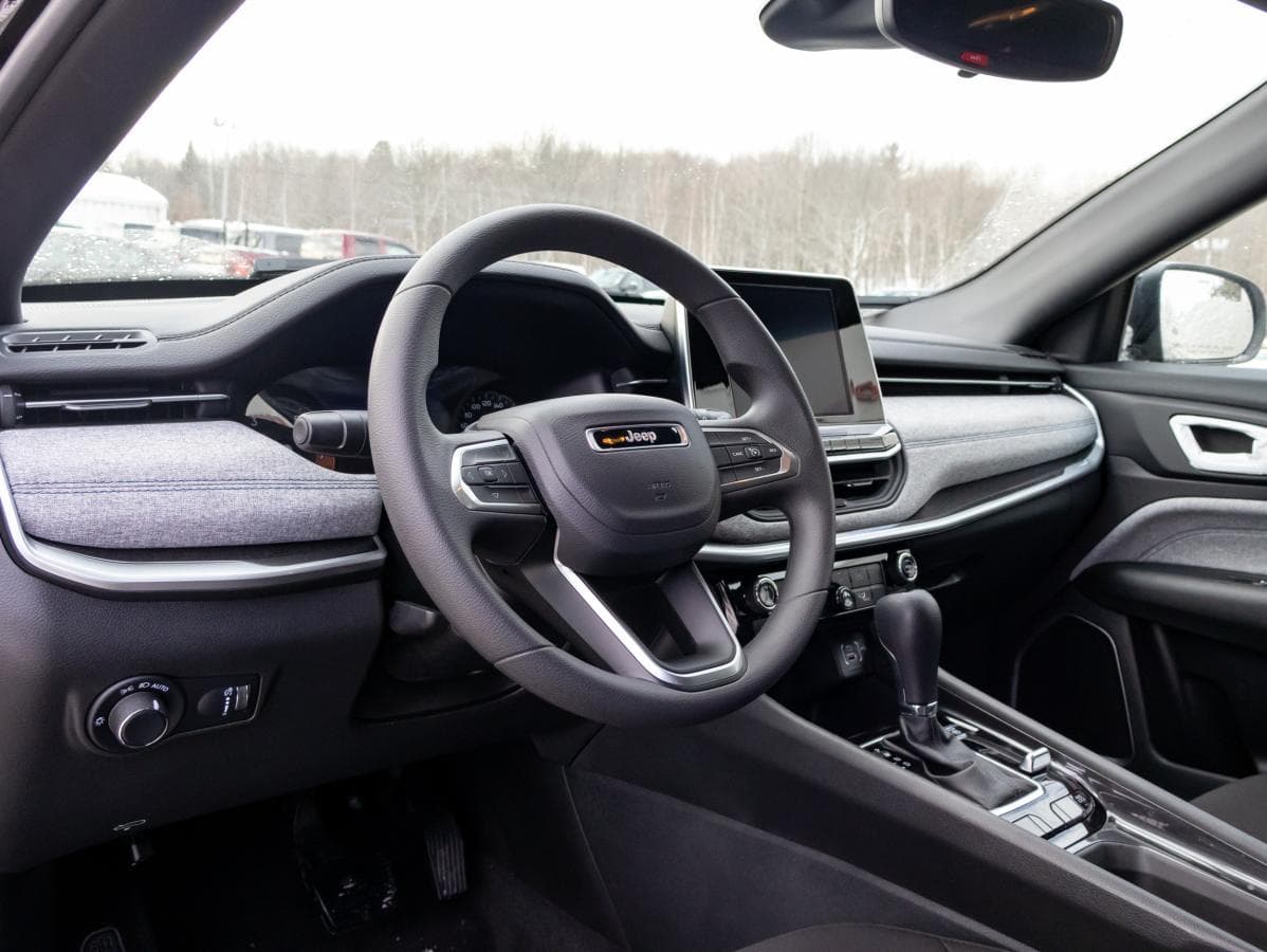 Jeep Compass 2026 — photo 9