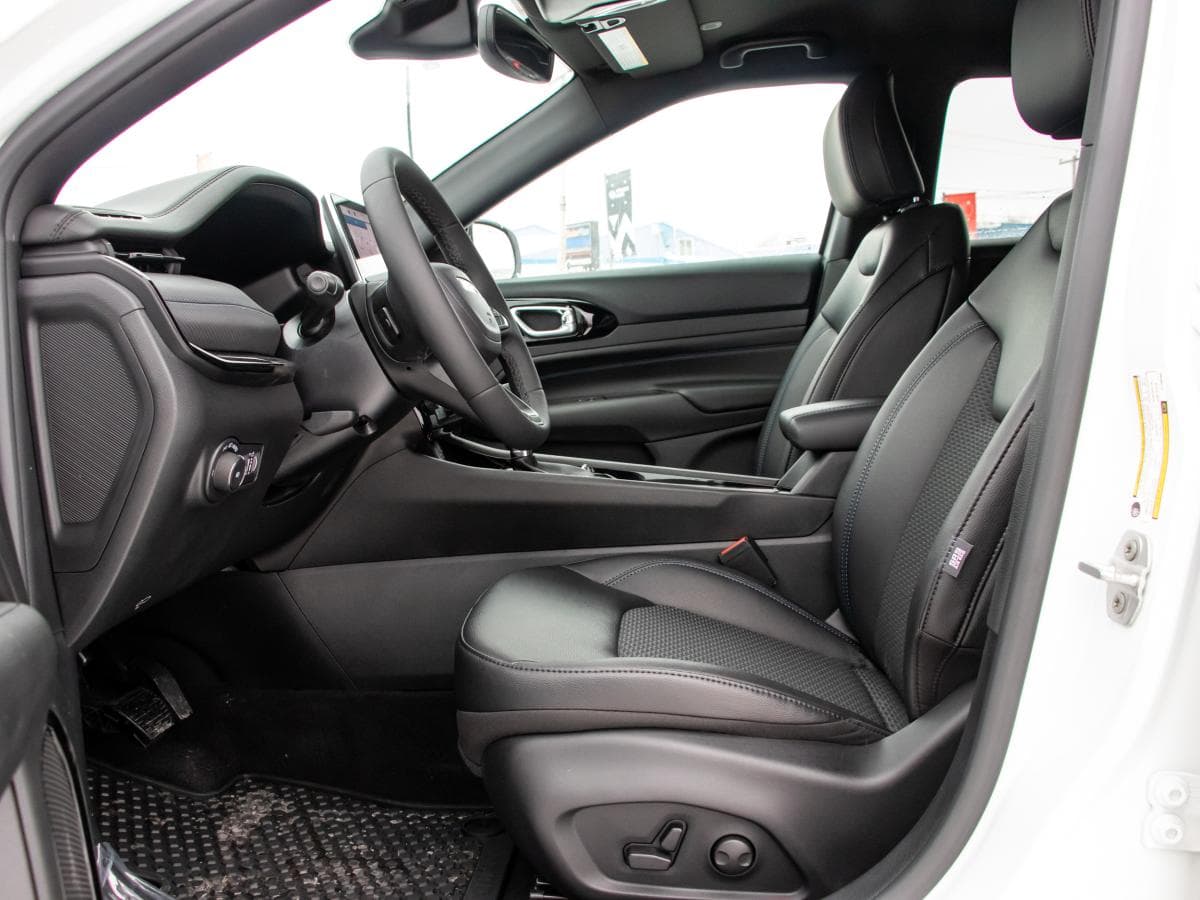 Jeep Compass 2026 — photo 9