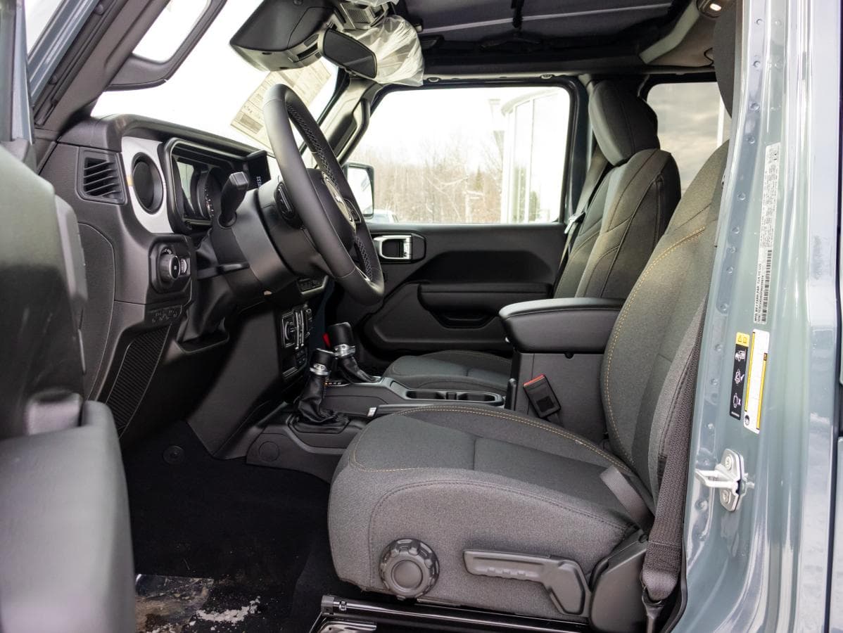 Jeep Wrangler 2026 — photo 7