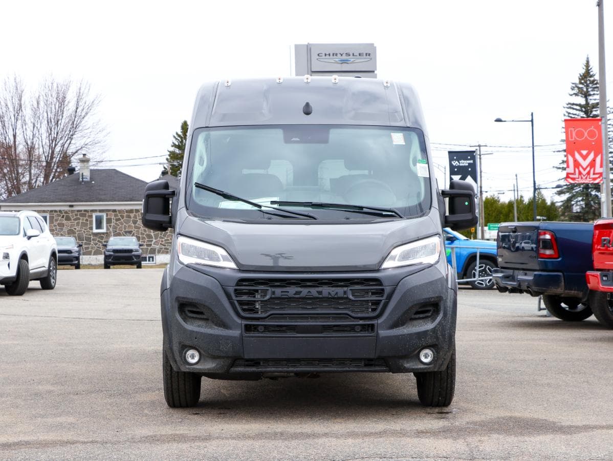 RAM ProMaster 3500 2026 — photo 3