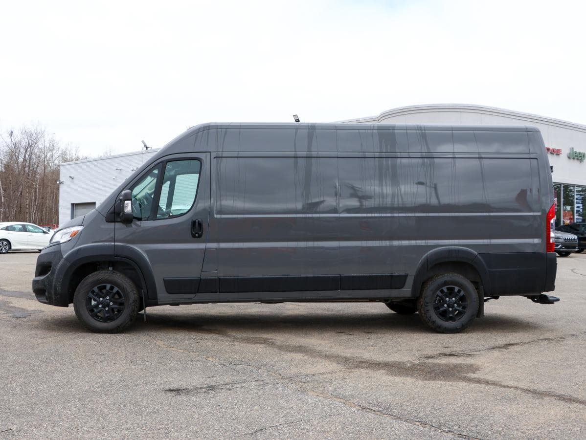 RAM ProMaster 3500 2026 — photo 4