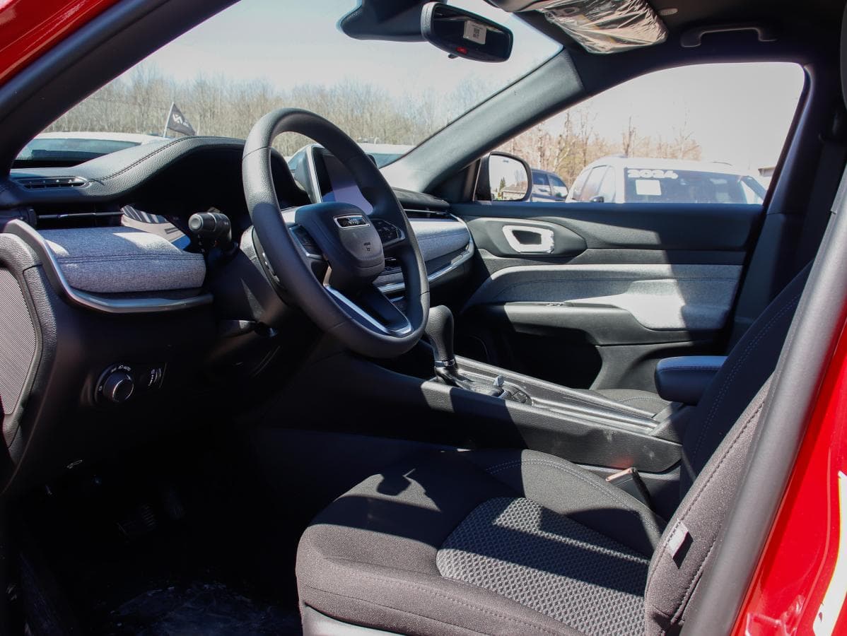 Jeep Compass 2026 — photo 9