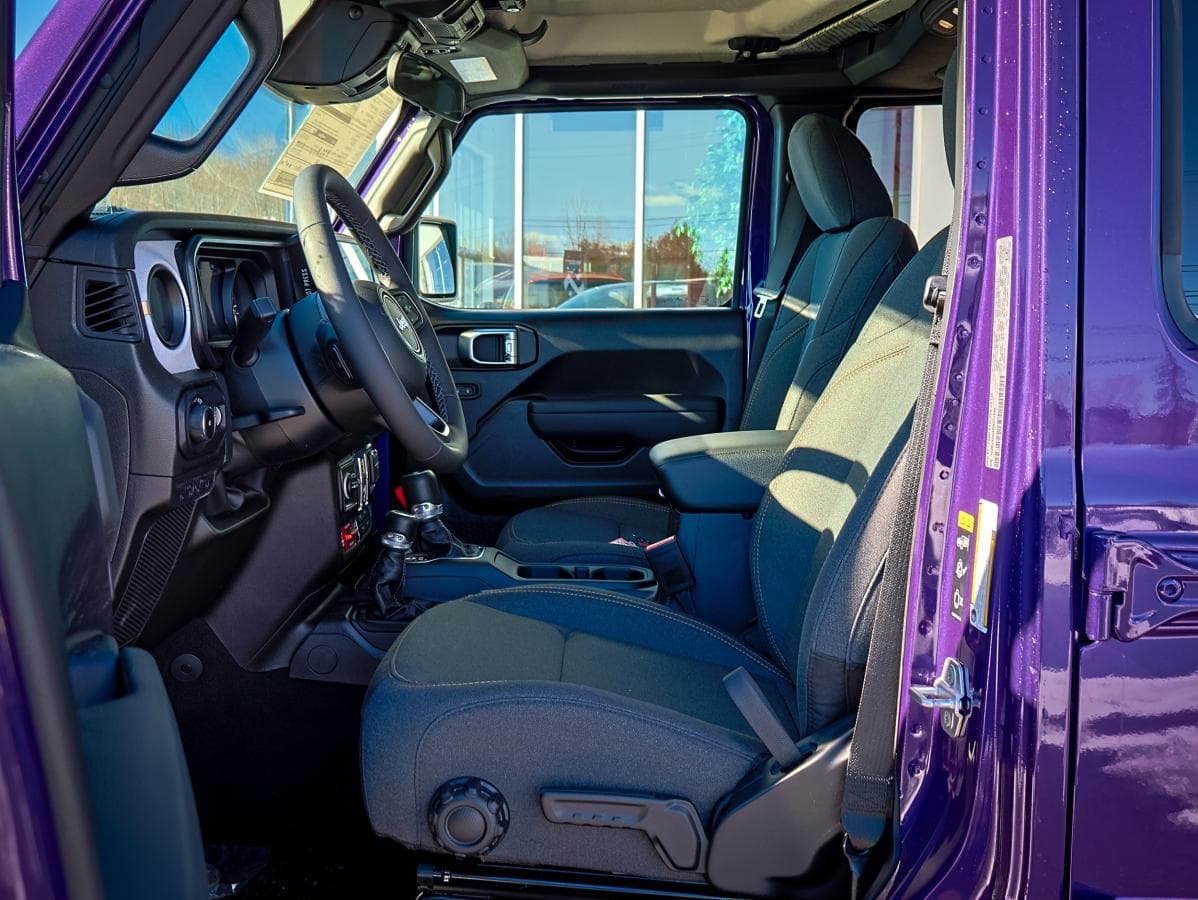 Jeep Wrangler 2026 — photo 6