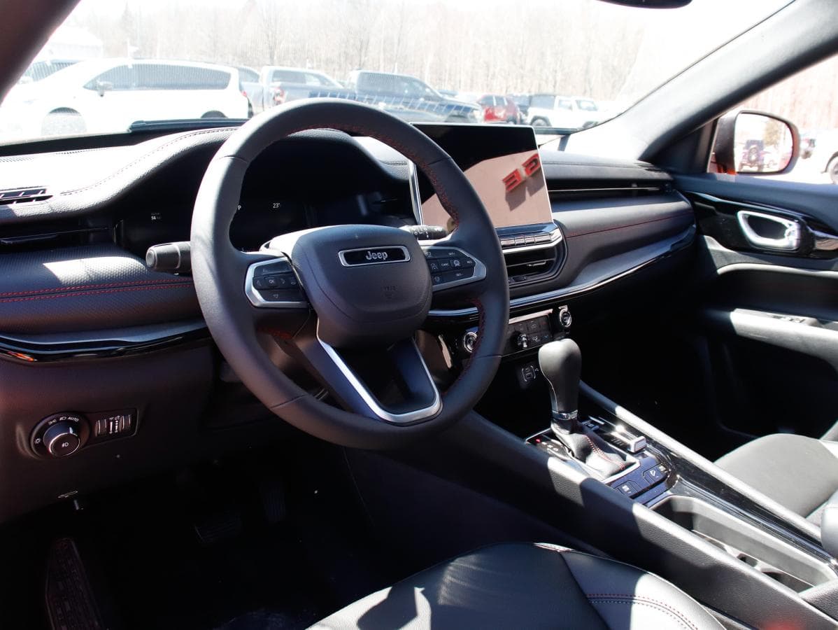 Jeep Compass 2026 — photo 10