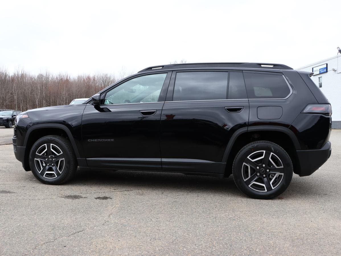 Jeep Cherokee 2026 — photo 4
