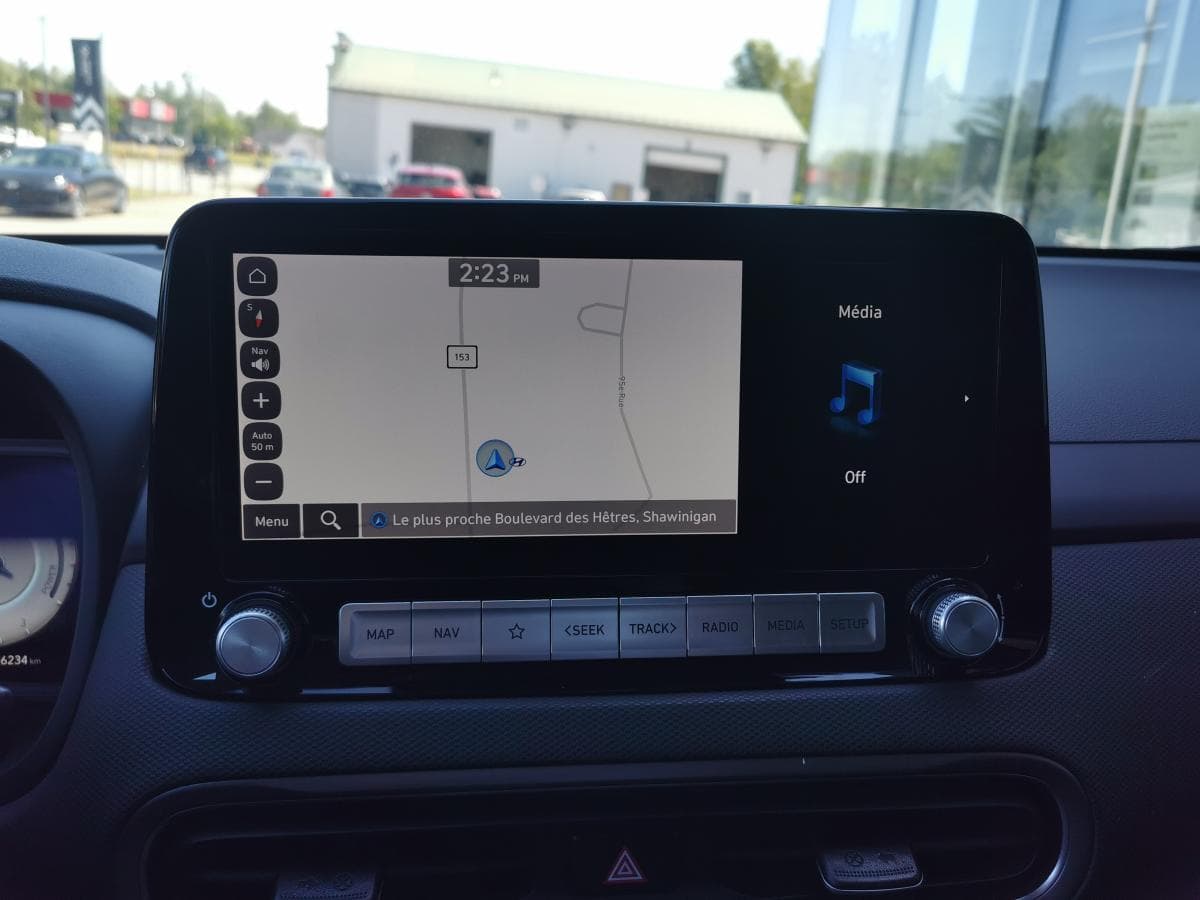 Hyundai Kona Electric 2023 — photo 14