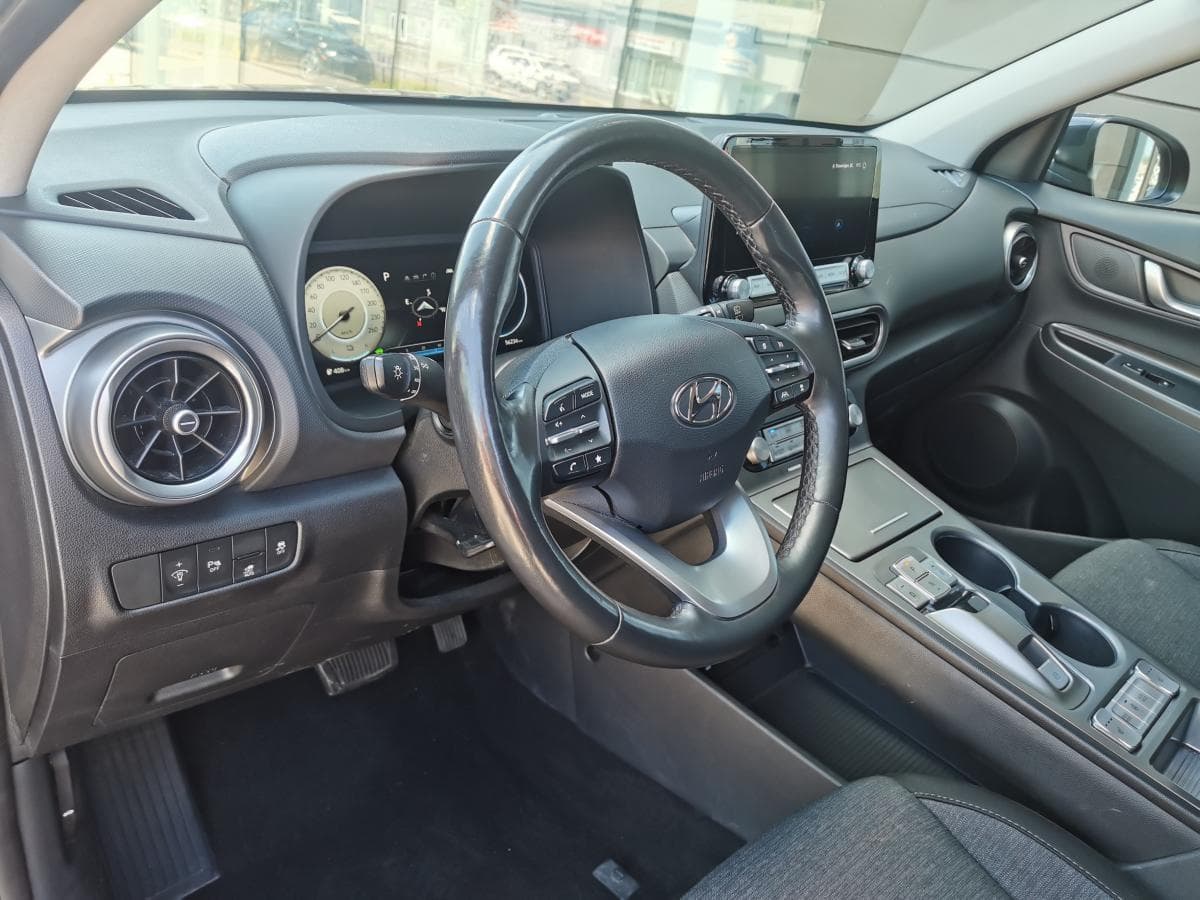 Hyundai Kona Electric 2023 — photo 10
