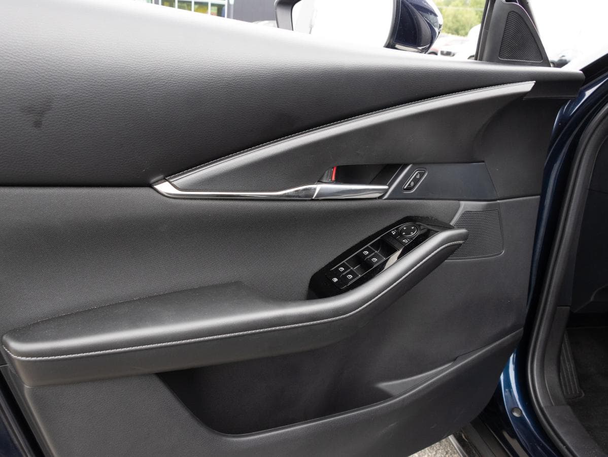 Mazda CX-30 2025 — photo 11