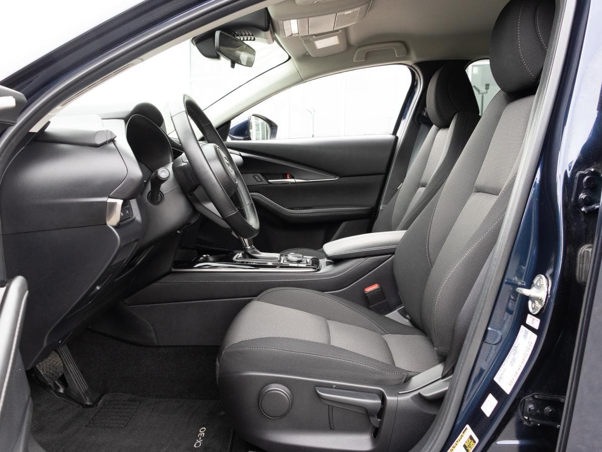 Mazda CX-30 2025 — photo 12