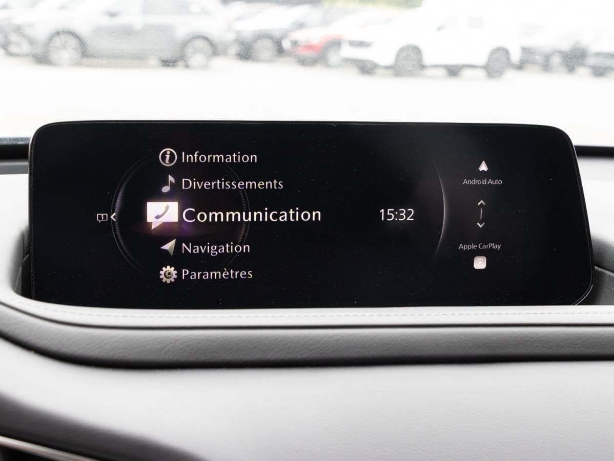 Mazda CX-30 2025 — photo 16