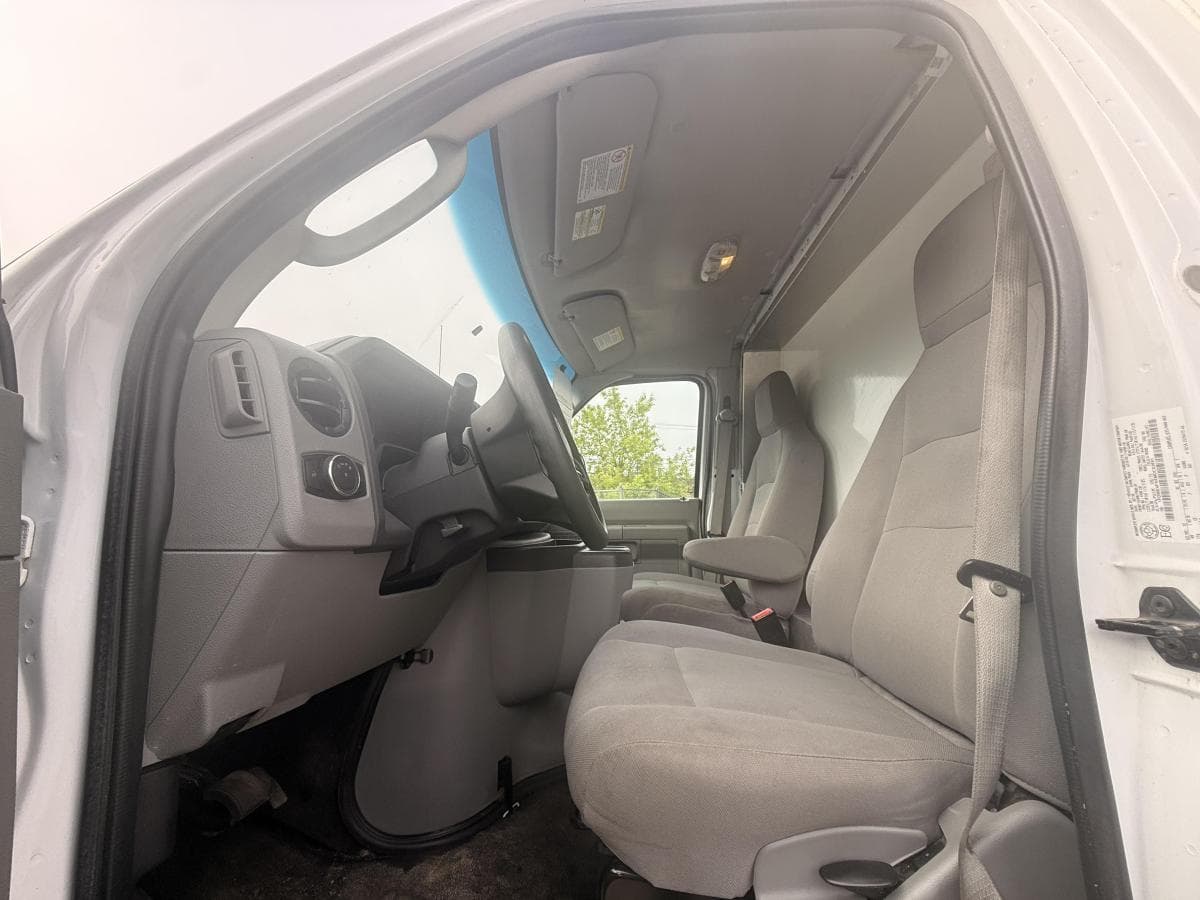Ford E-series 2021 — photo 17