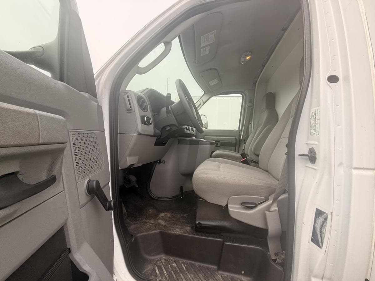 Ford E-series 2022 — photo 16