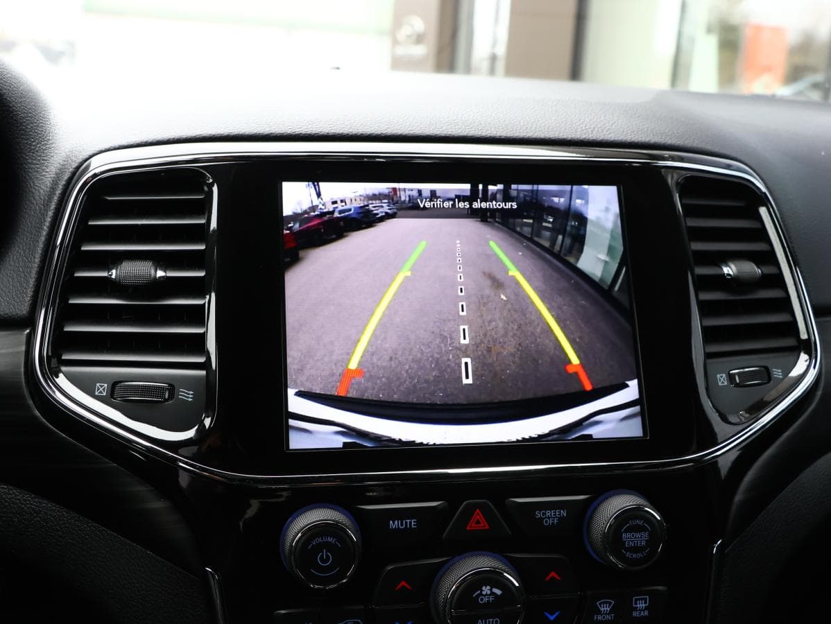 Jeep Grand Cherokee 2021 — photo 20