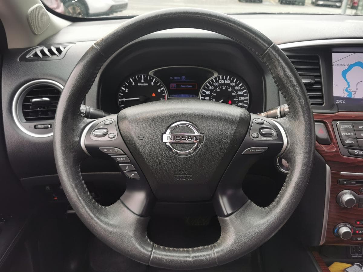 Nissan Pathfinder 2018 — photo 11