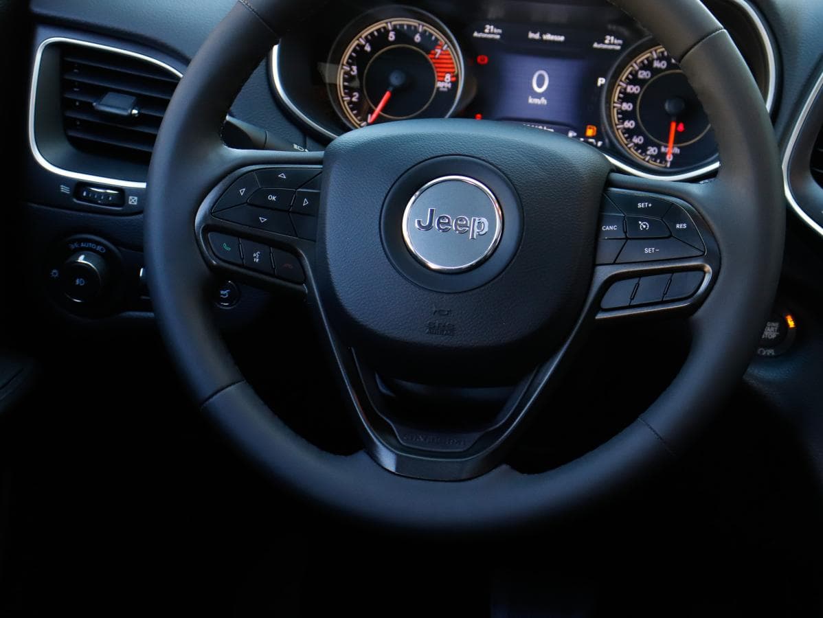 Jeep Cherokee 2022 — photo 16