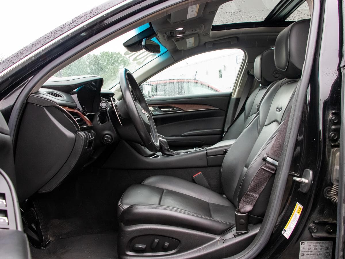Cadillac CTS 2018 — photo 12