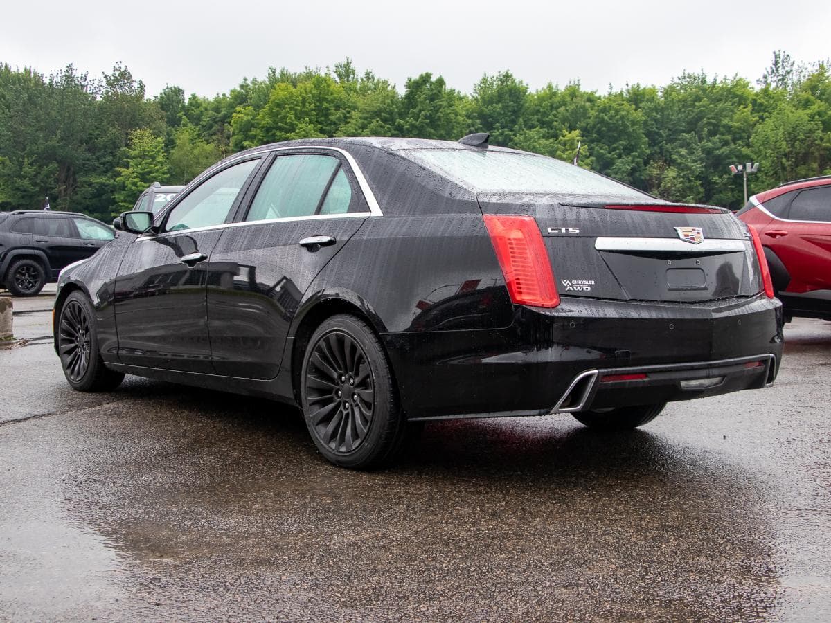 Cadillac CTS 2018 — photo 8