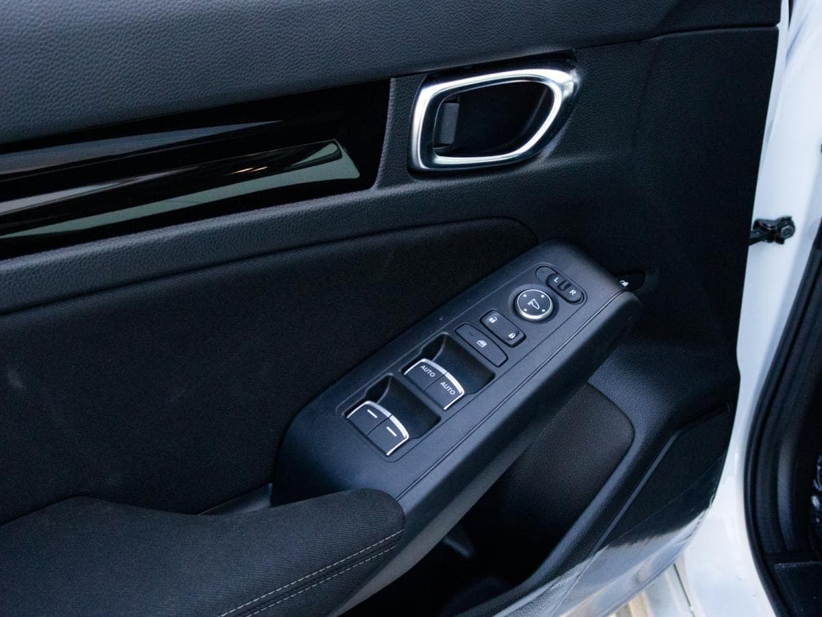 Honda Civic 2026 — photo 4